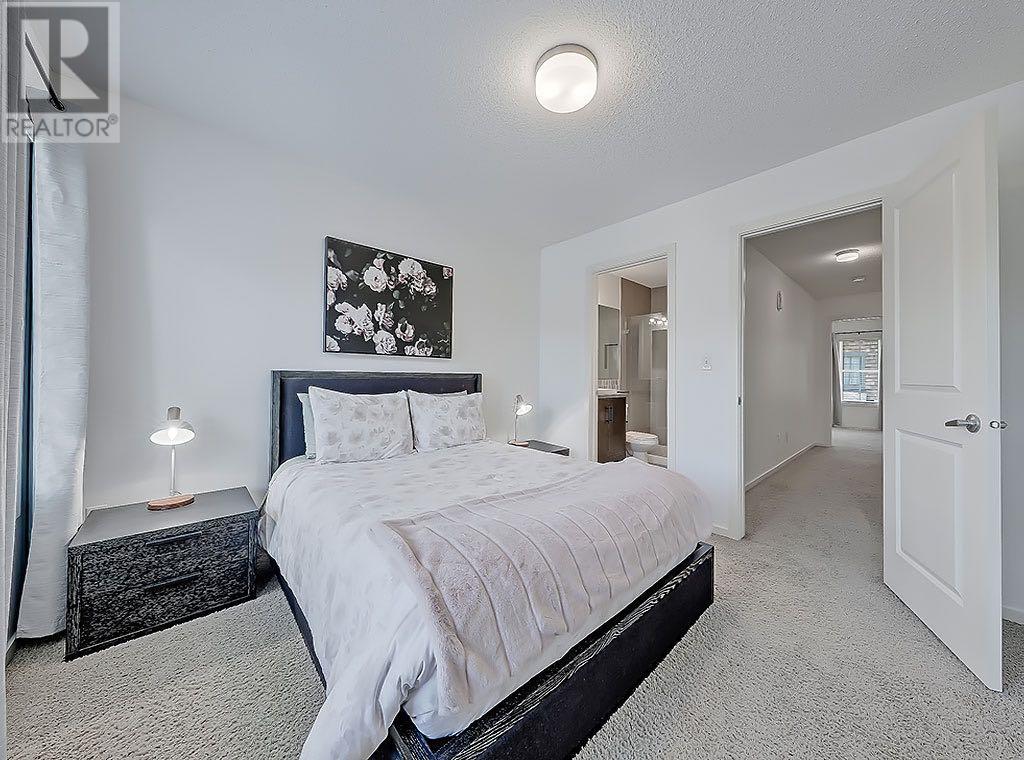 Single Family House for Sale in  Ascot Circle SW Aspen Woods Calgary 