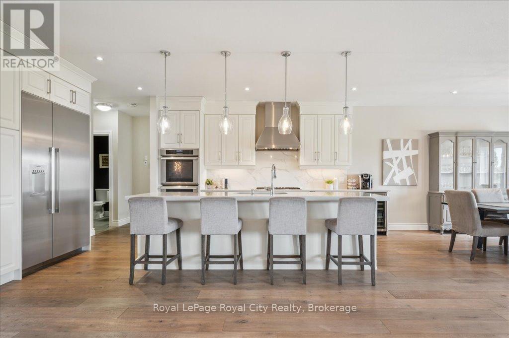 Photo 7 of 51 Ariss Glen Drive, Guelph Eramosa ON