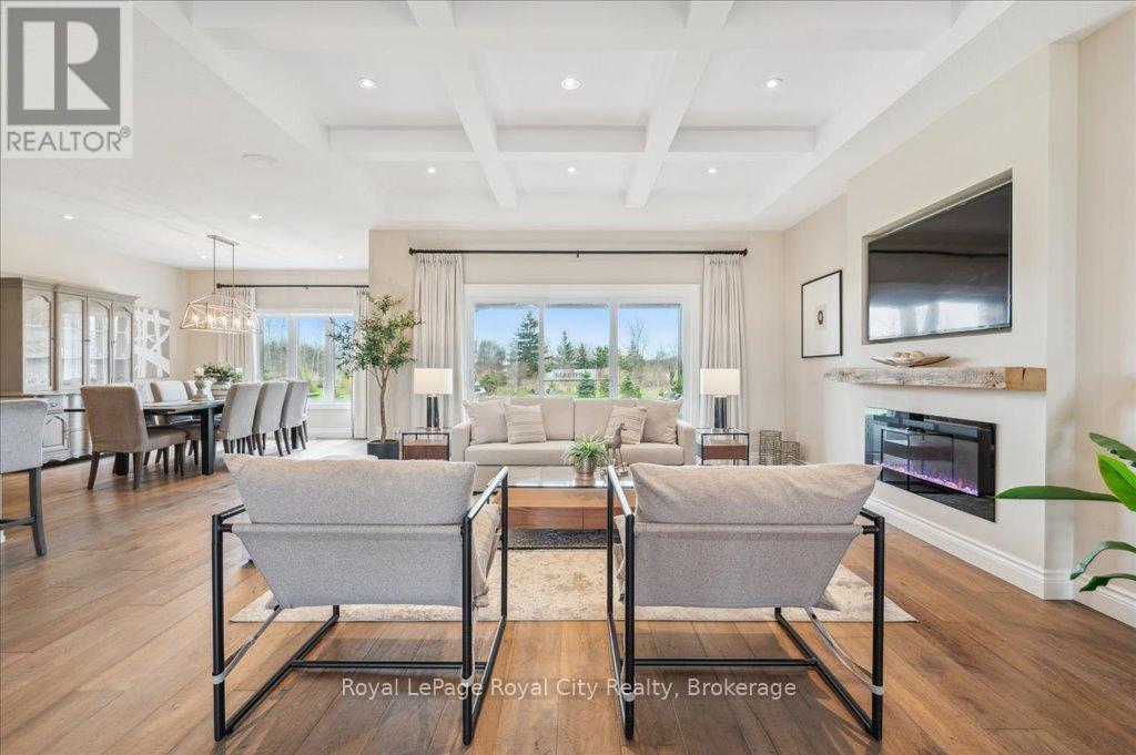 Photo 8 of 51 Ariss Glen Drive, Guelph Eramosa ON