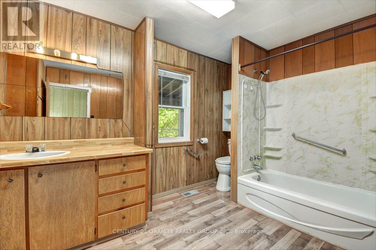 Photo 13 of 148 Upper Turriff Road, Bancroft ON