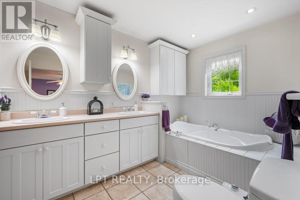 Photo 35 of 1165 Dalton Lane, Frontenac ON