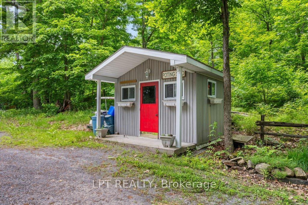 Photo 8 of 1165 Dalton Lane, Frontenac ON