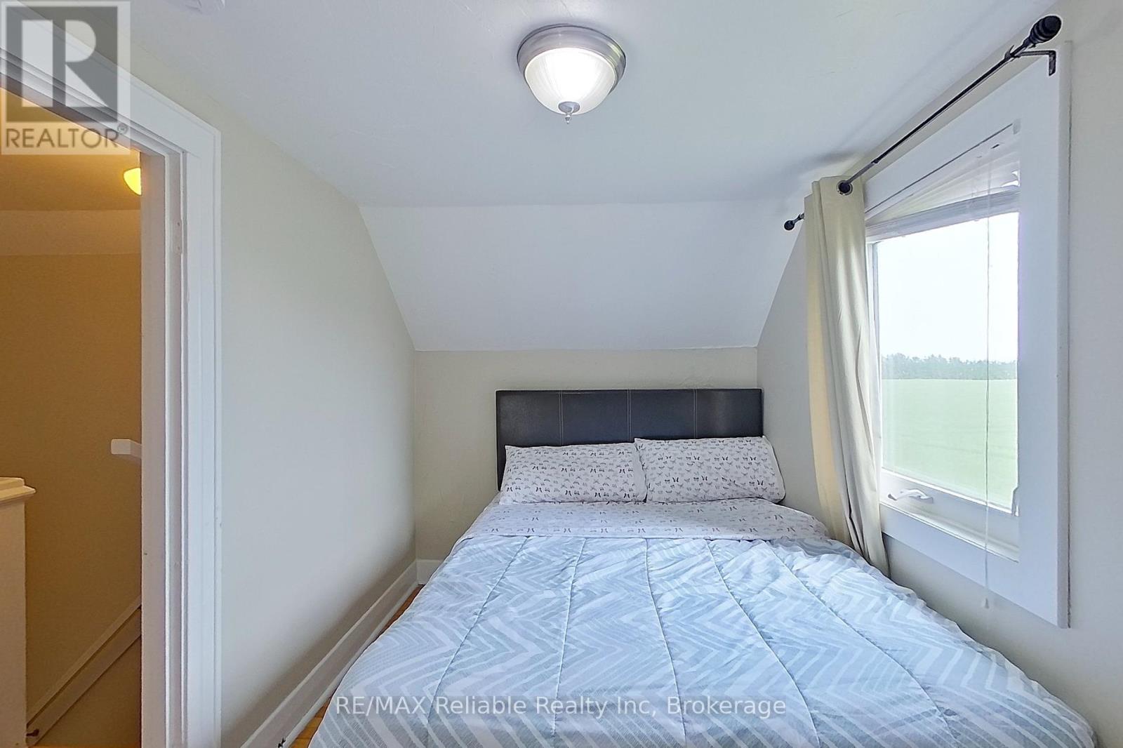 Photo 22 of 73730 Bluewater Highway, Bluewater ON