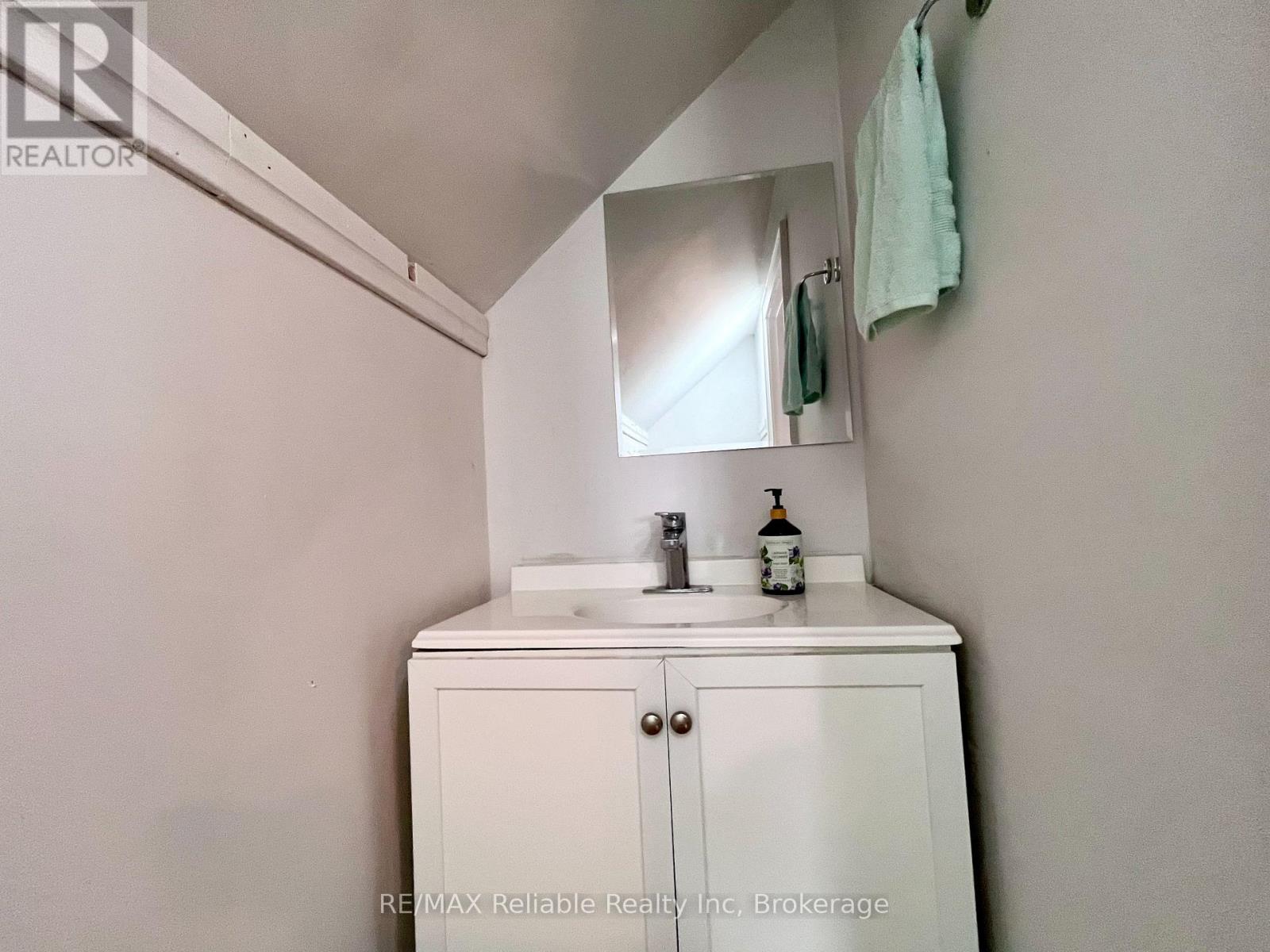 Photo 26 of 73730 Bluewater Highway, Bluewater ON