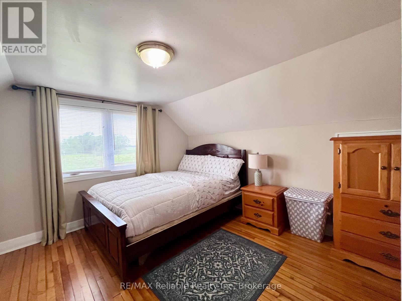 Photo 28 of 73730 Bluewater Highway, Bluewater ON