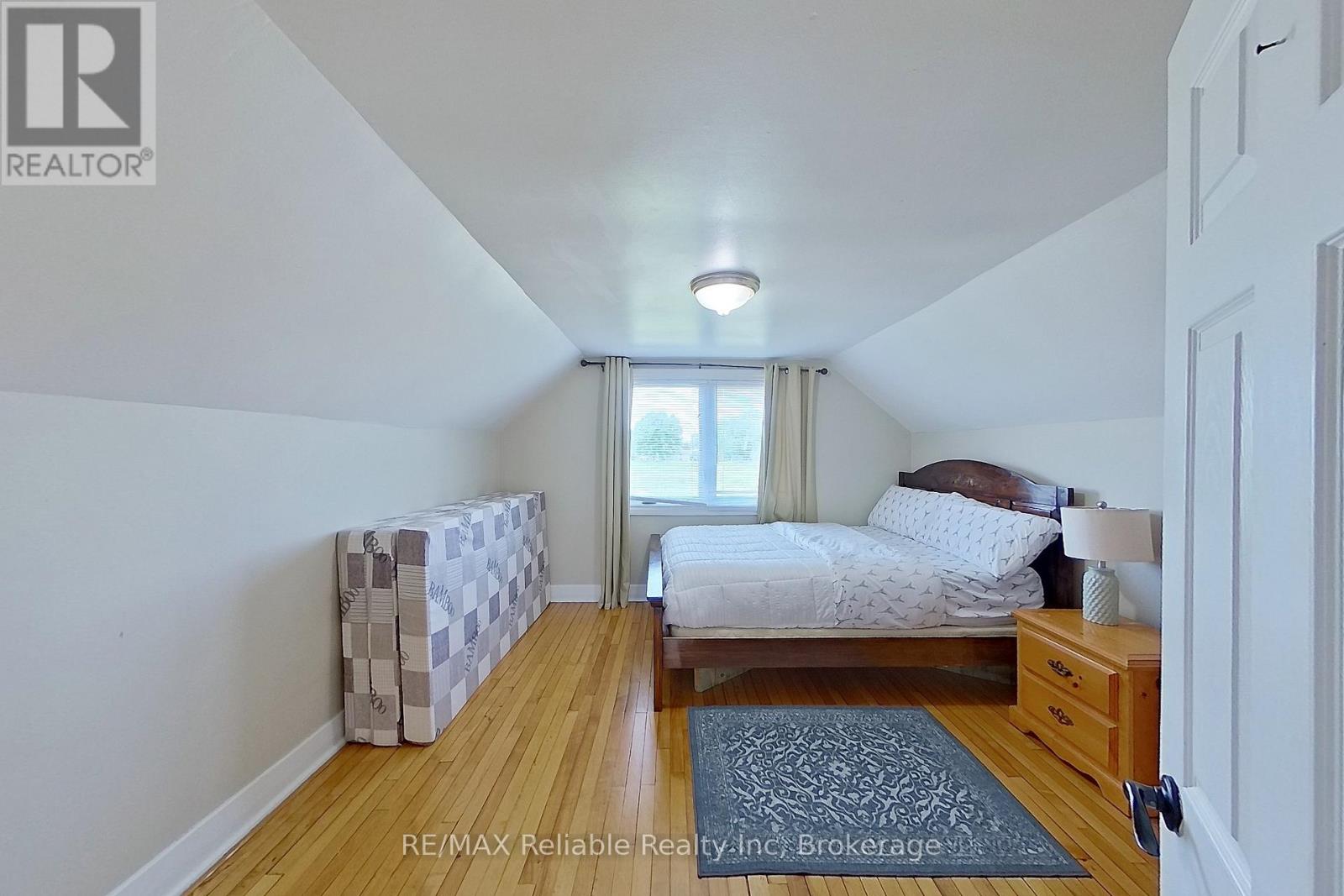 Photo 29 of 73730 Bluewater Highway, Bluewater ON