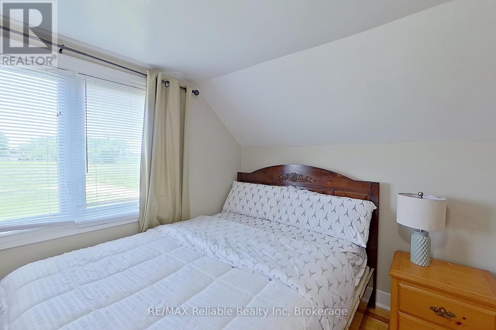 Photo 30 of 73730 Bluewater Highway, Bluewater ON