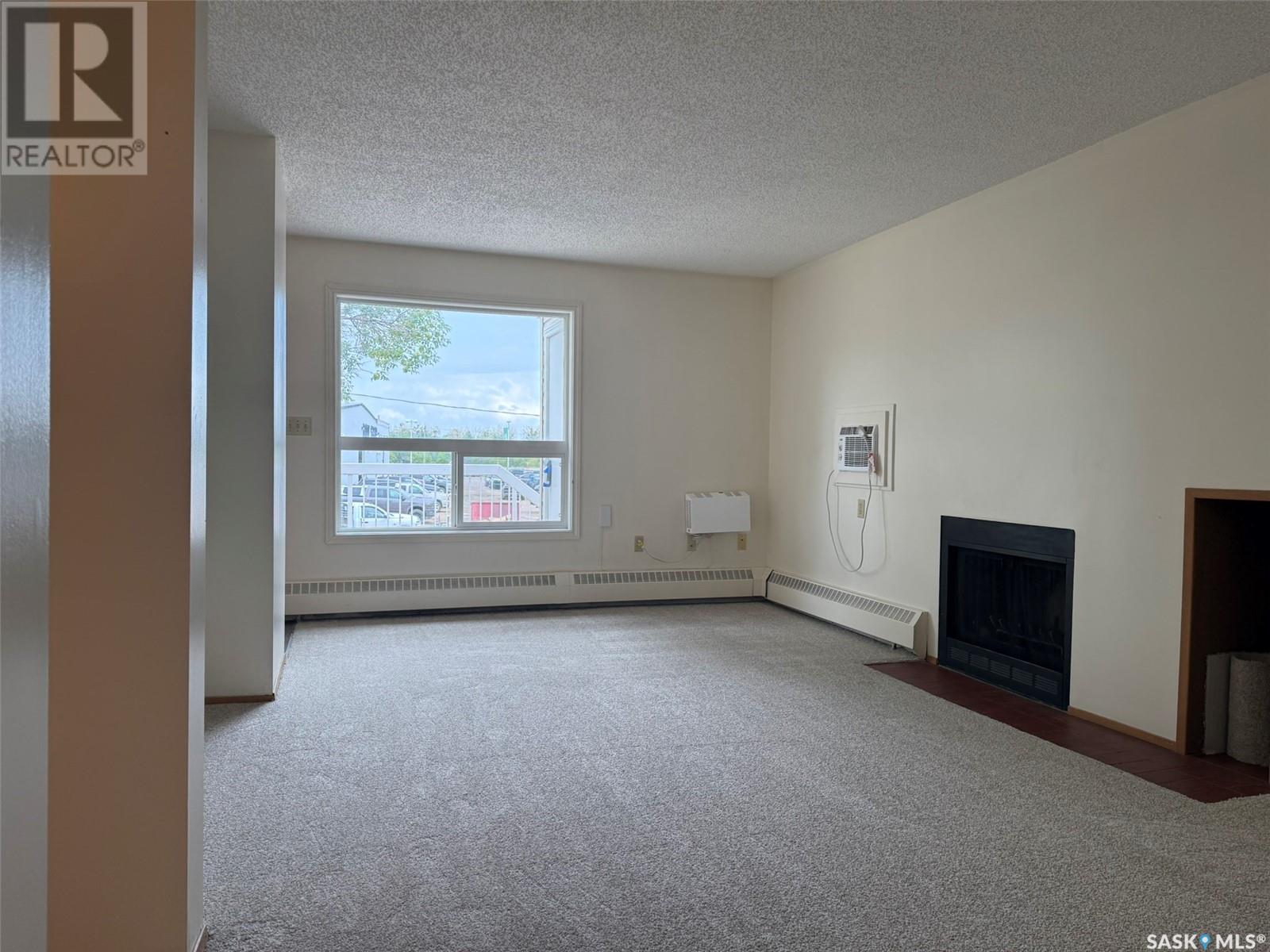 Photo 16 of 416 67 Wood Lily Drive, Moose Jaw SK