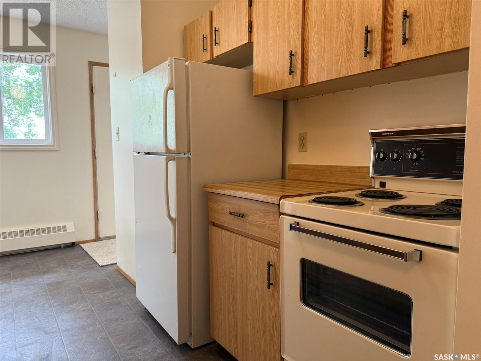 Photo 2 of 416 67 Wood Lily Drive, Moose Jaw SK
