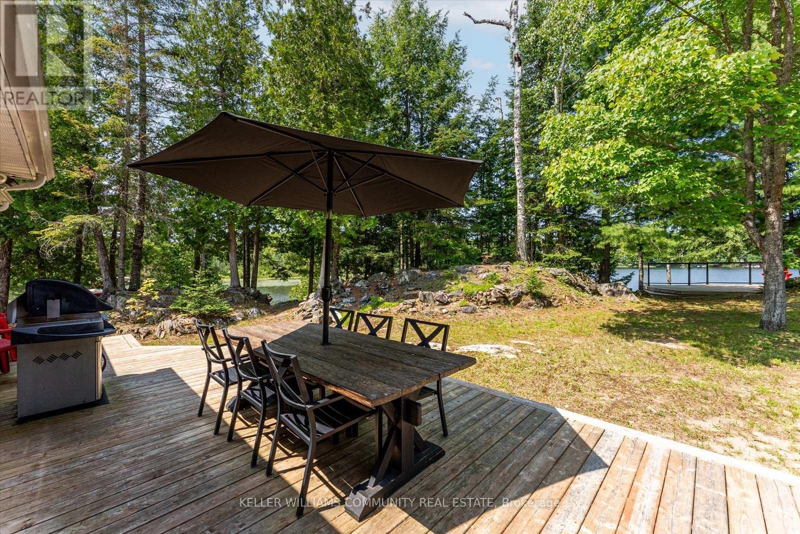Photo 38 of 303 Maple Landing Lane, Tudor And Cashel ON