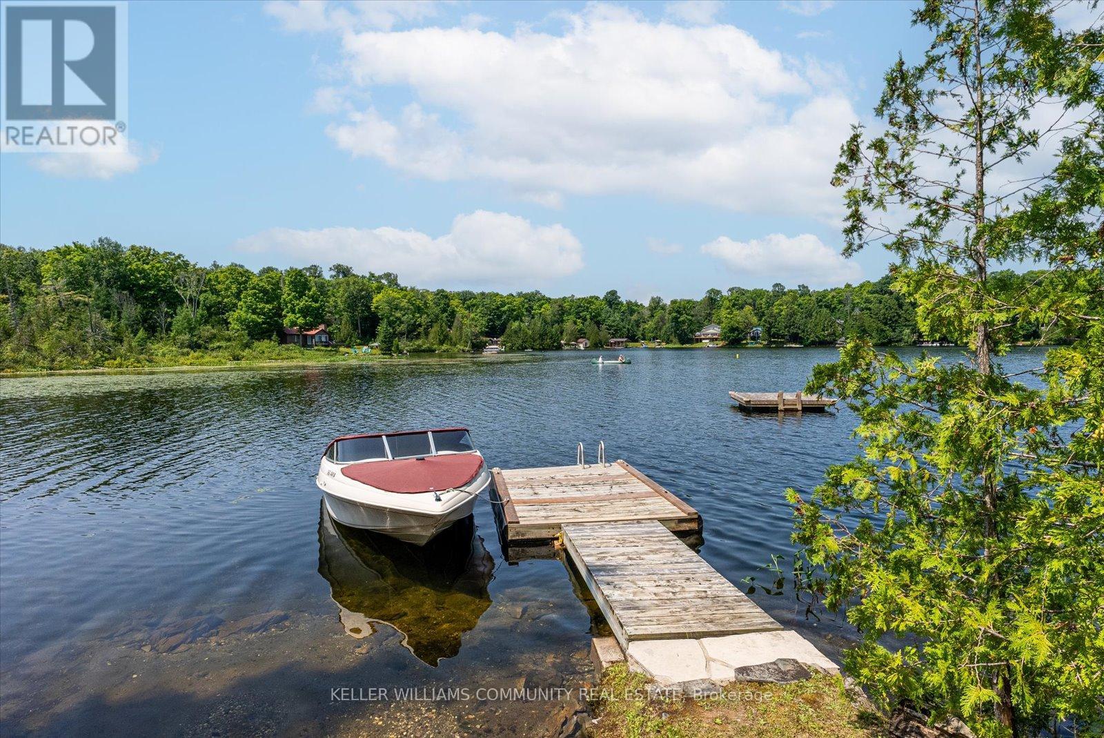 Photo 44 of 303 Maple Landing Lane, Tudor And Cashel ON