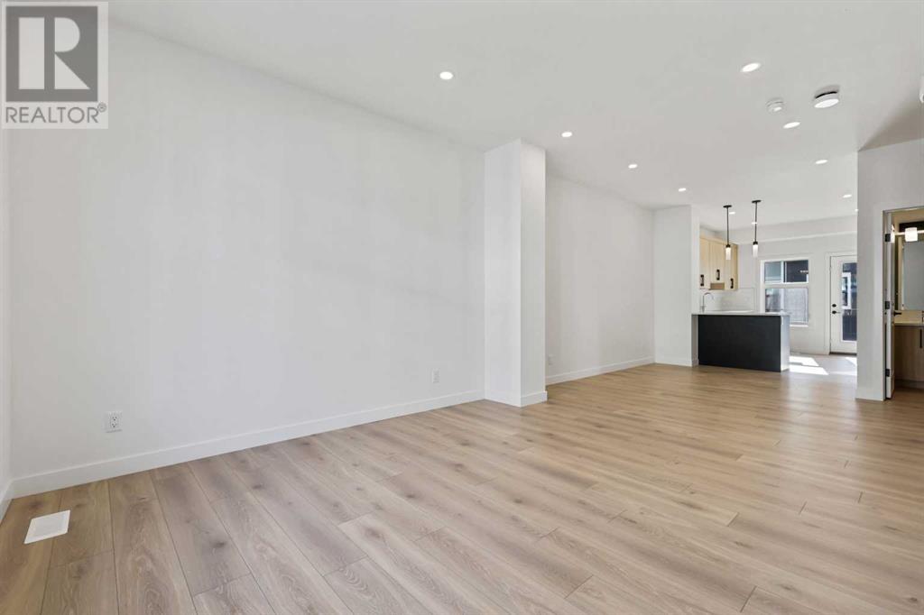 Single Family House for Sale in  Mahogany Gardens SE Mahogany Calgary 