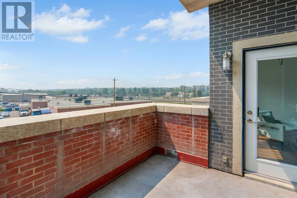 Single Family House for Sale in   Horton Road SW Haysboro Calgary 