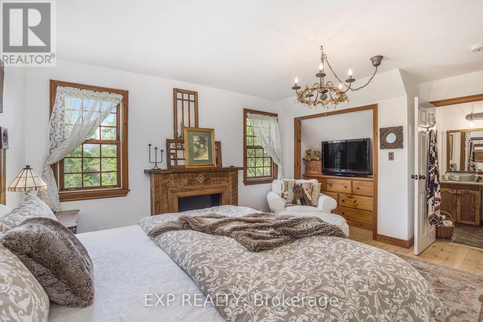 Photo 4 of 3123 Trillium Way Nw, Beckwith ON