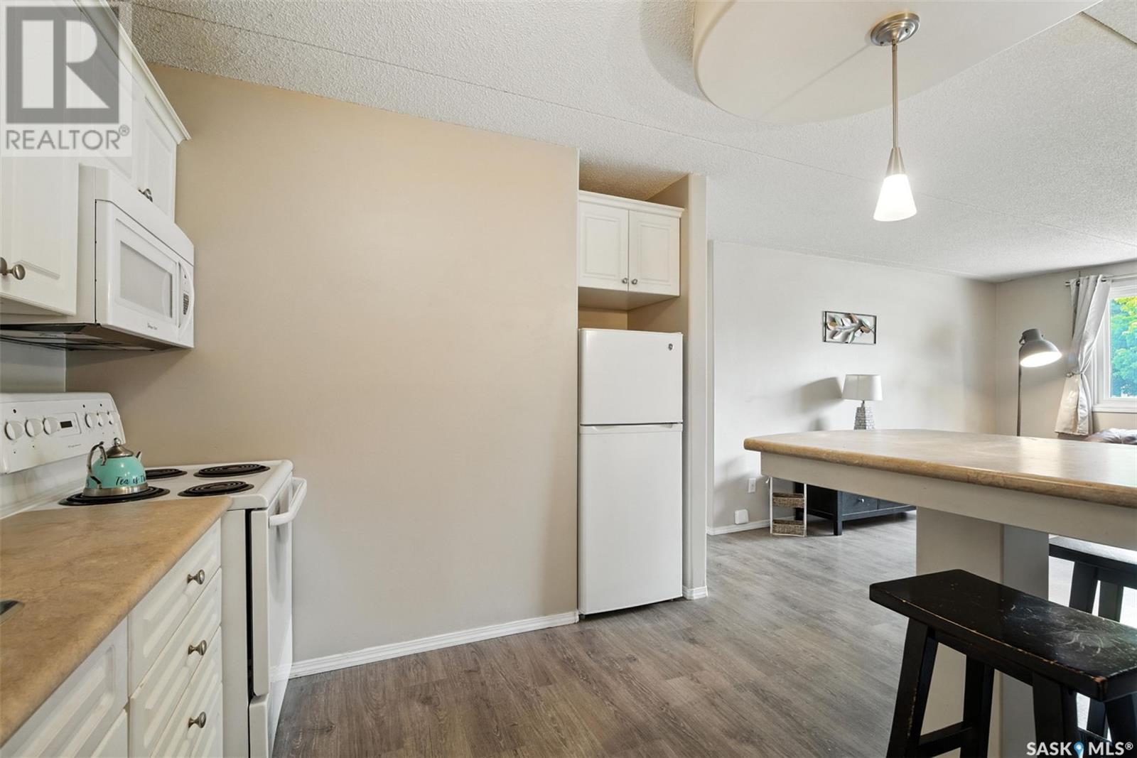 Photo 7 of 15 20 Assiniboine Drive, Saskatoon SK