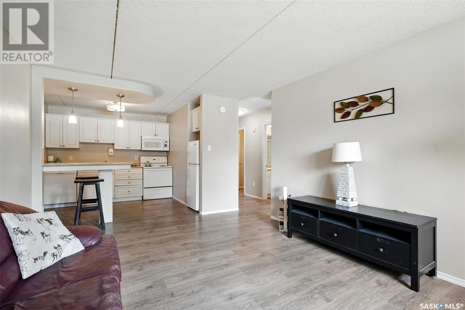 Photo 9 of 15 20 Assiniboine Drive, Saskatoon SK