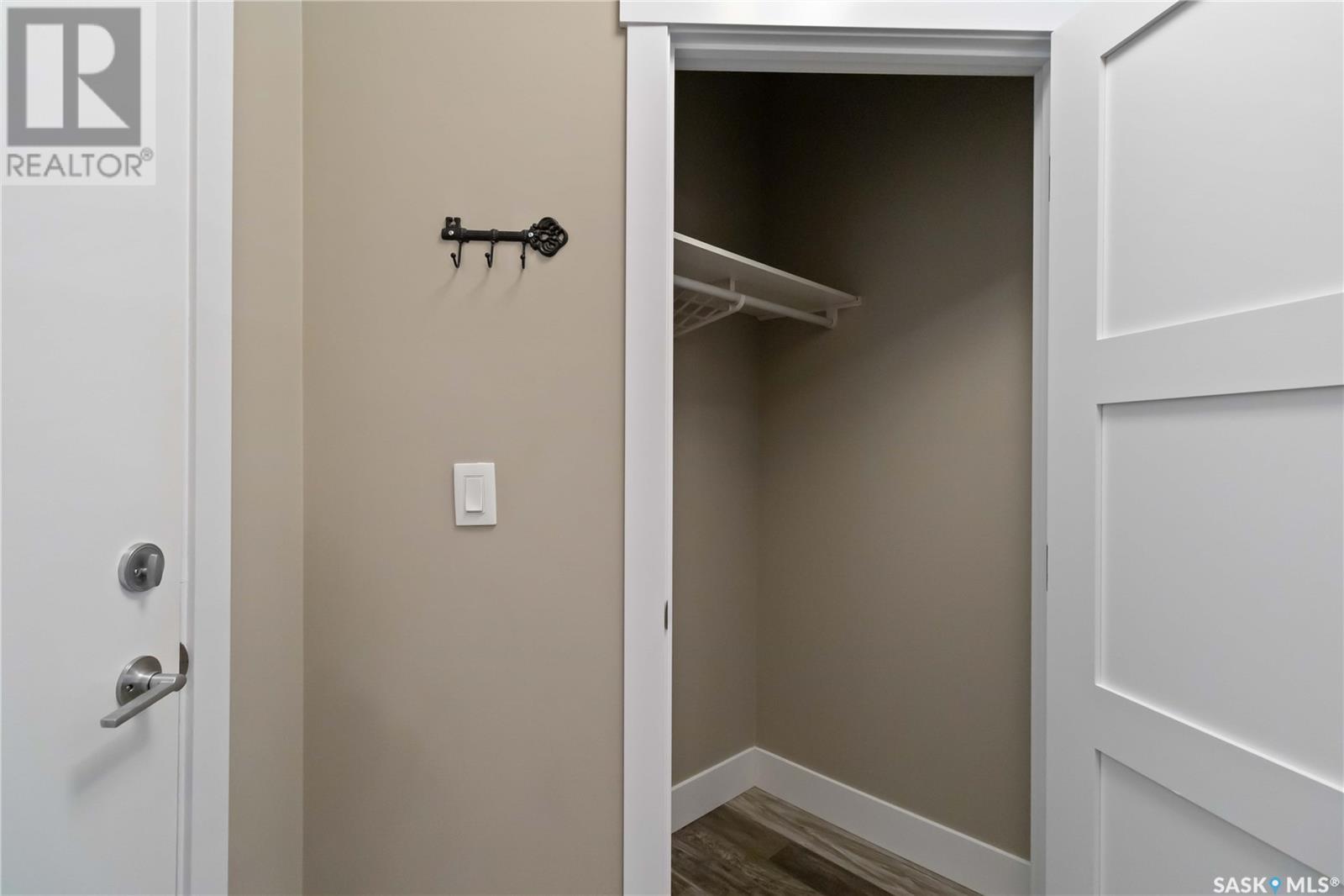 Single Family House Low rise for Sale in   Maningas BEND Saskatoon 