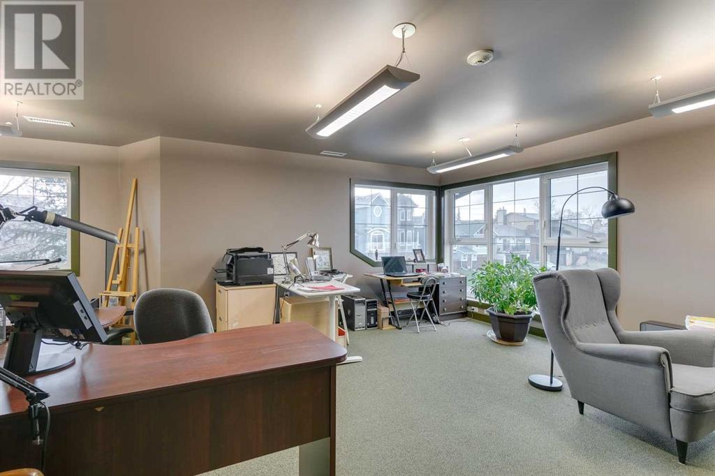 Multi-family House for Sale in  Mckinnon Drive NE Mayland Heights Calgary 