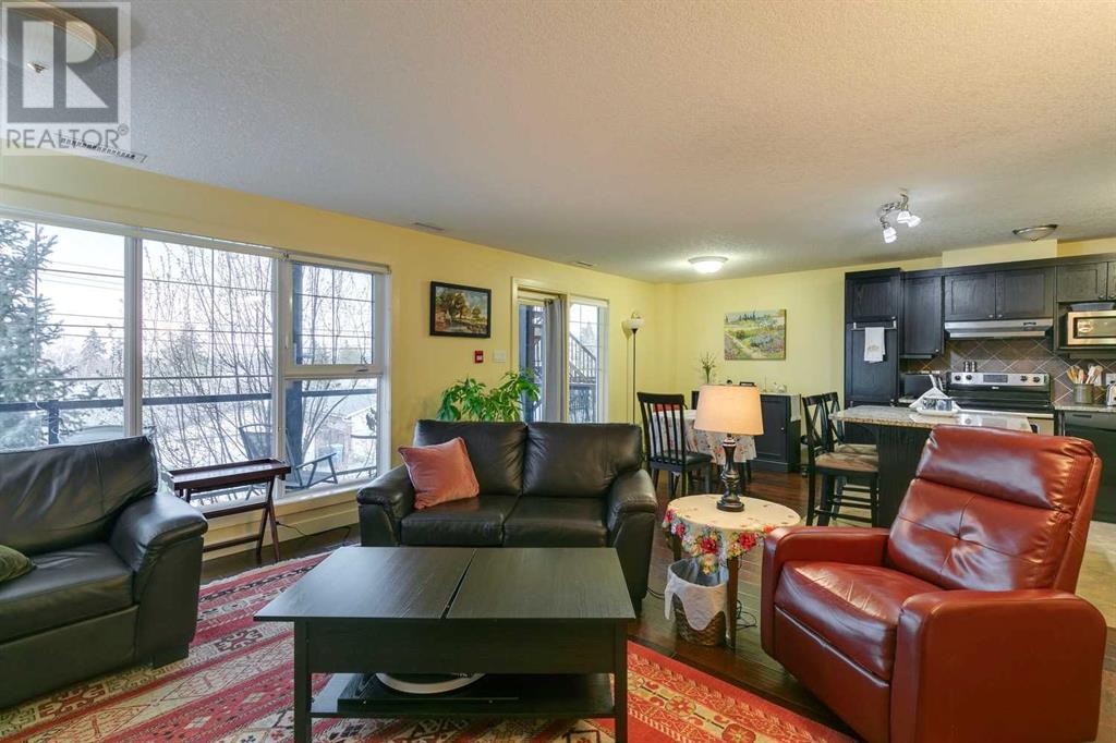 Multi-family House for Sale in  Mckinnon Drive NE Mayland Heights Calgary 