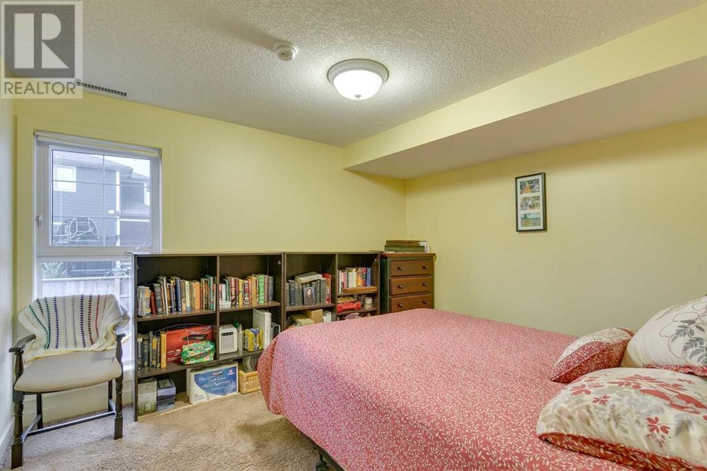 Multi-family House for Sale in  Mckinnon Drive NE Mayland Heights Calgary 