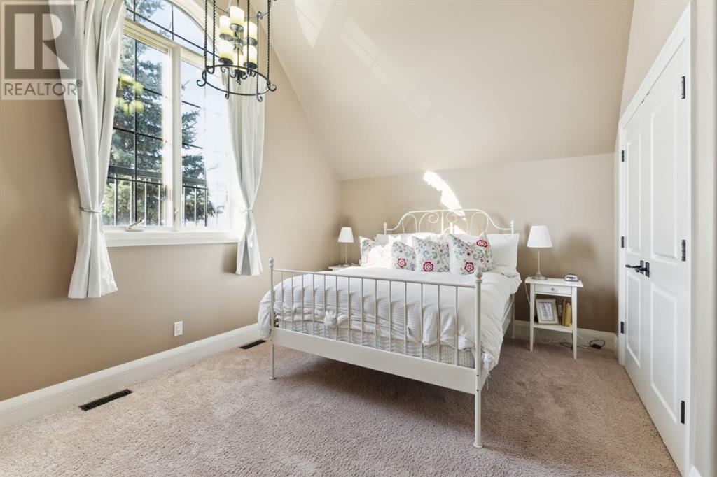 Single Family House for Sale in   Avenue SE Inglewood Calgary 