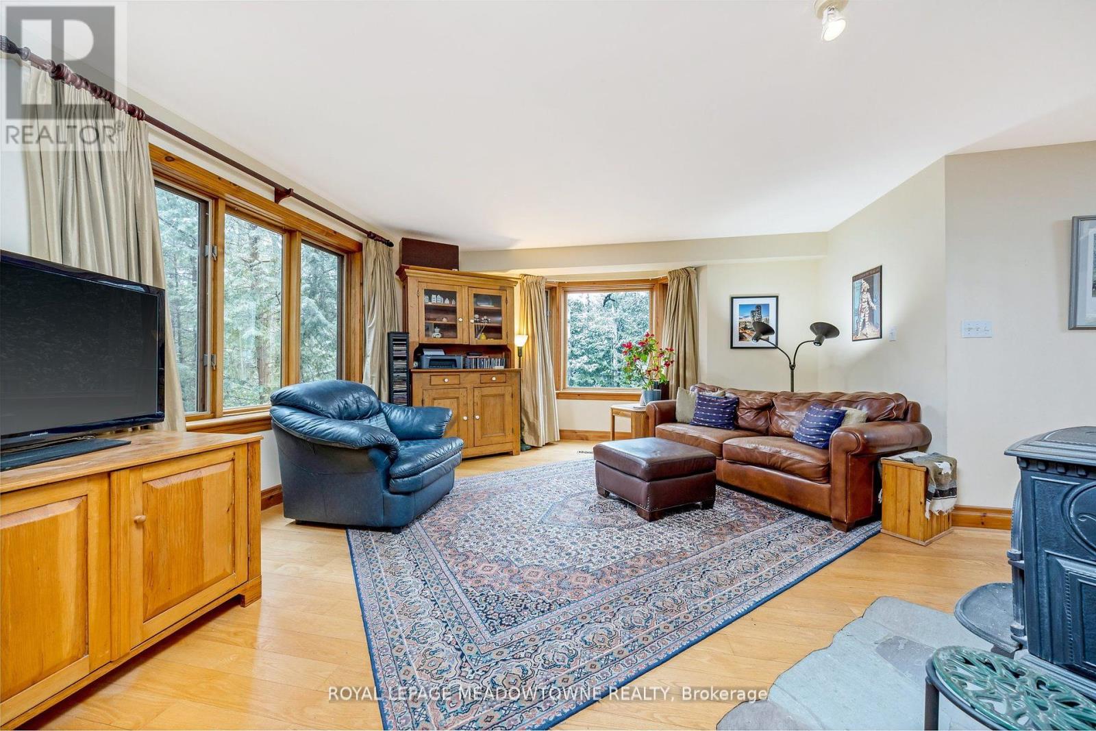 Photo 15 of 4911 Eighth Line, Erin ON