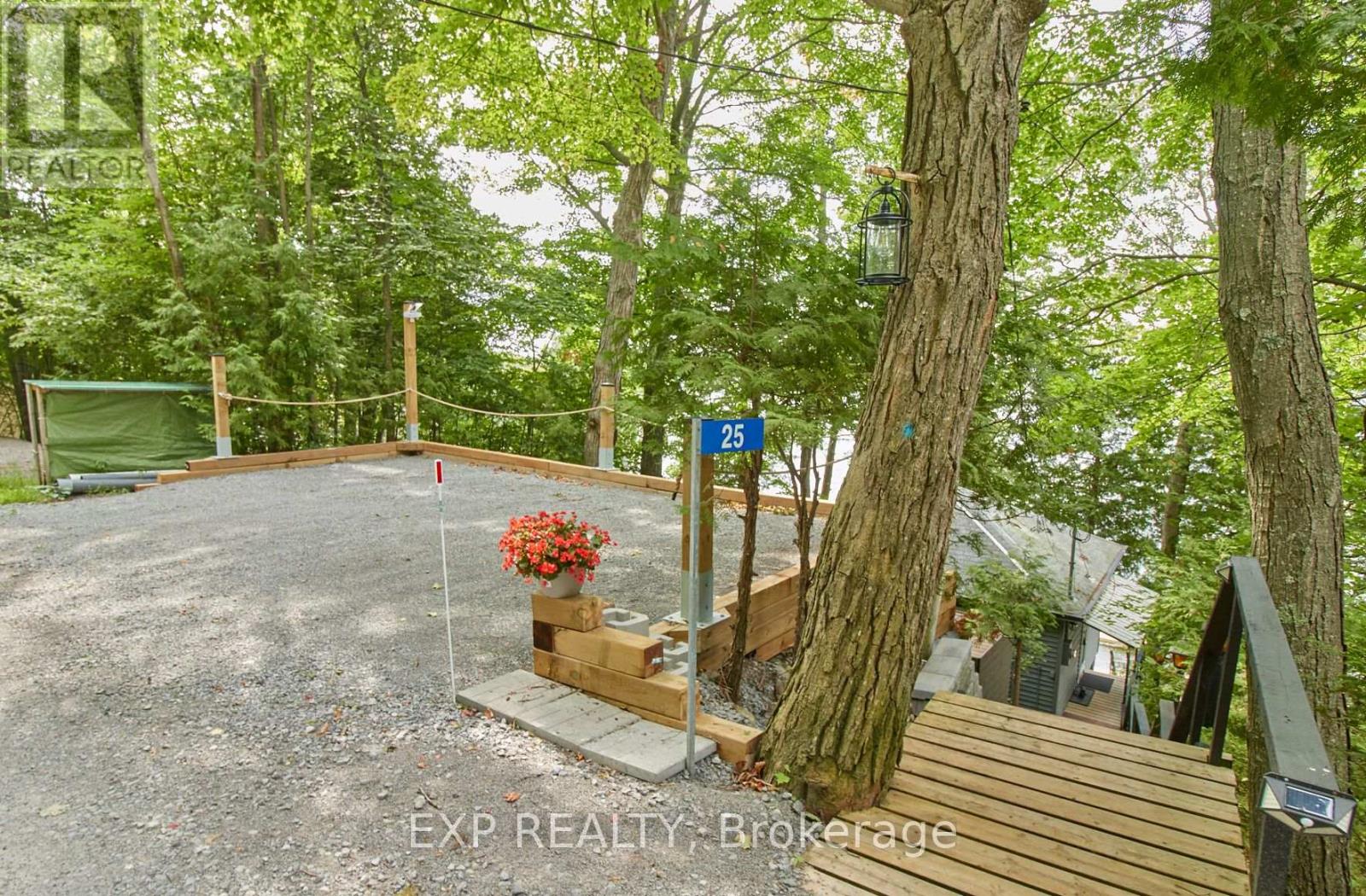 Photo 3 of 25 1026 Merrill Road, Alnwick Haldimand ON
