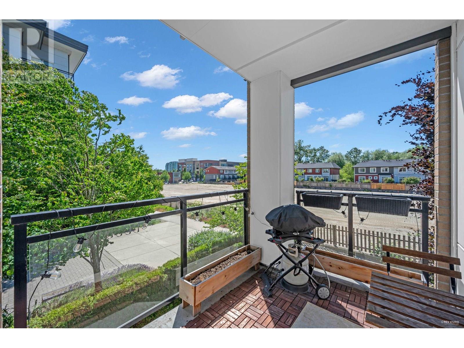 Photo 22 of 211 9366 Tomicki Avenue, Richmond BC