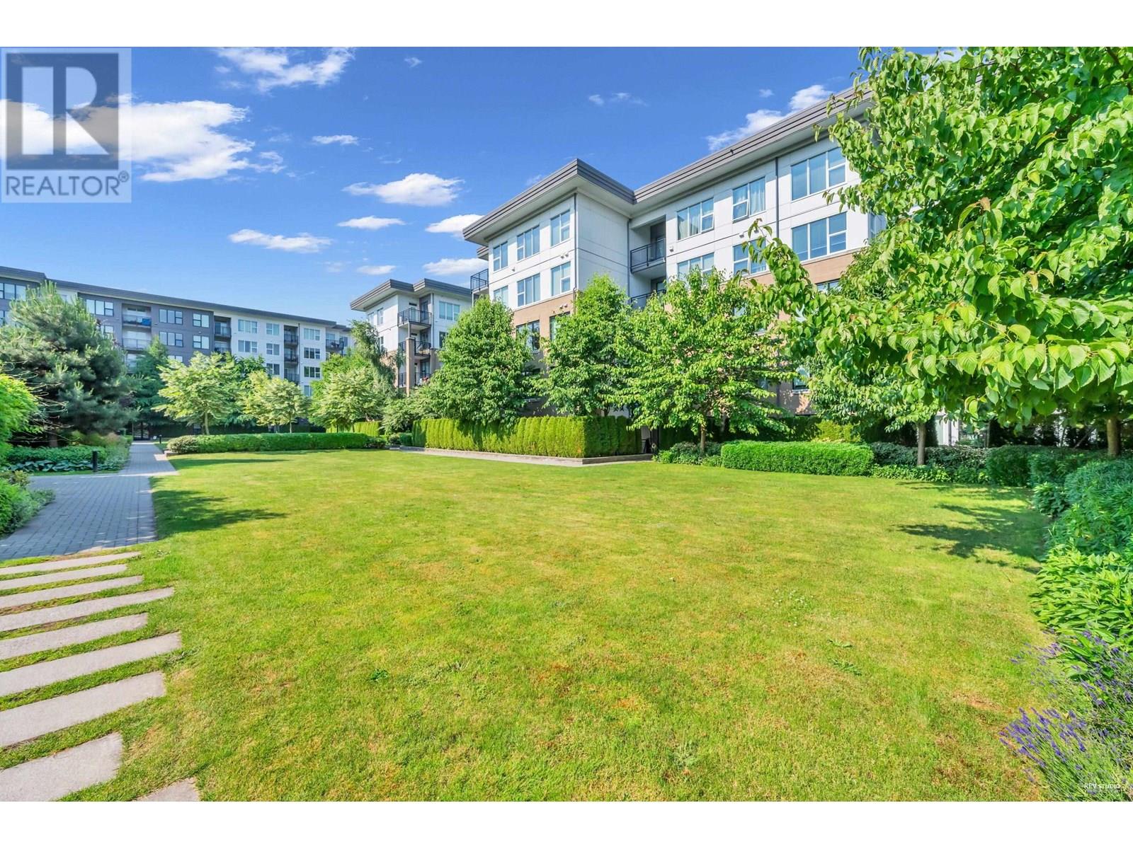 Photo 32 of 211 9366 Tomicki Avenue, Richmond BC