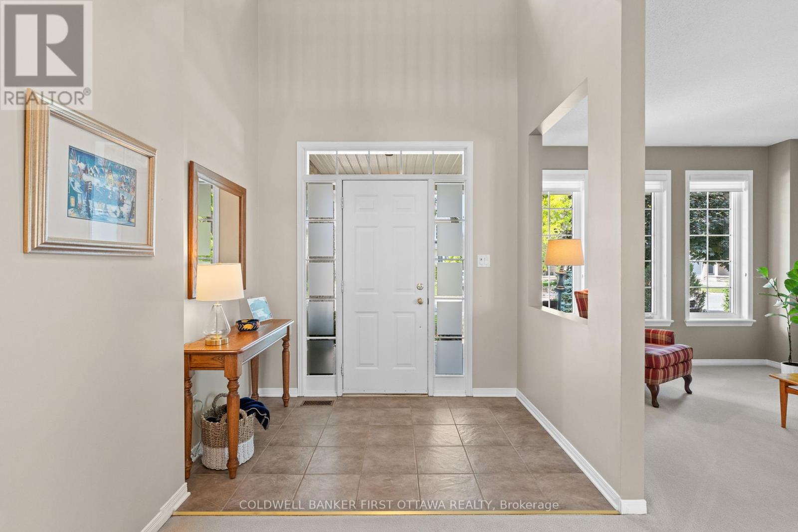 https://ddfcdn.realtor.ca/listing/TS638857552670100000/reb76/highres/6/x12225816_6.jpg