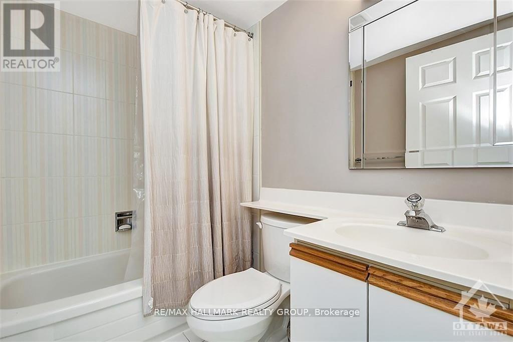 Photo 26 of 306 1510 Riverside Drive, Ottawa ON
