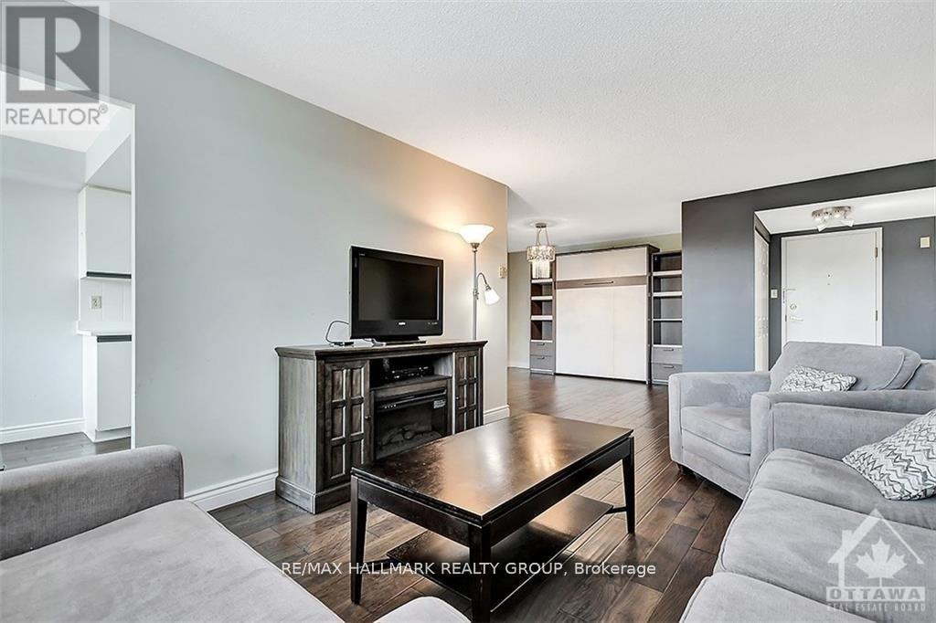 Photo 9 of 306 1510 Riverside Drive, Ottawa ON