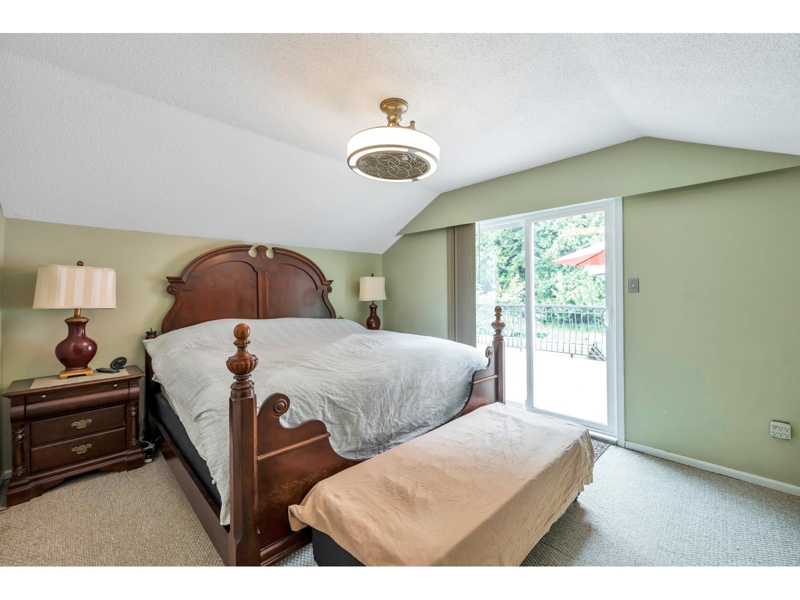 Photo 19 of 33318 Holland Avenue, Abbotsford BC