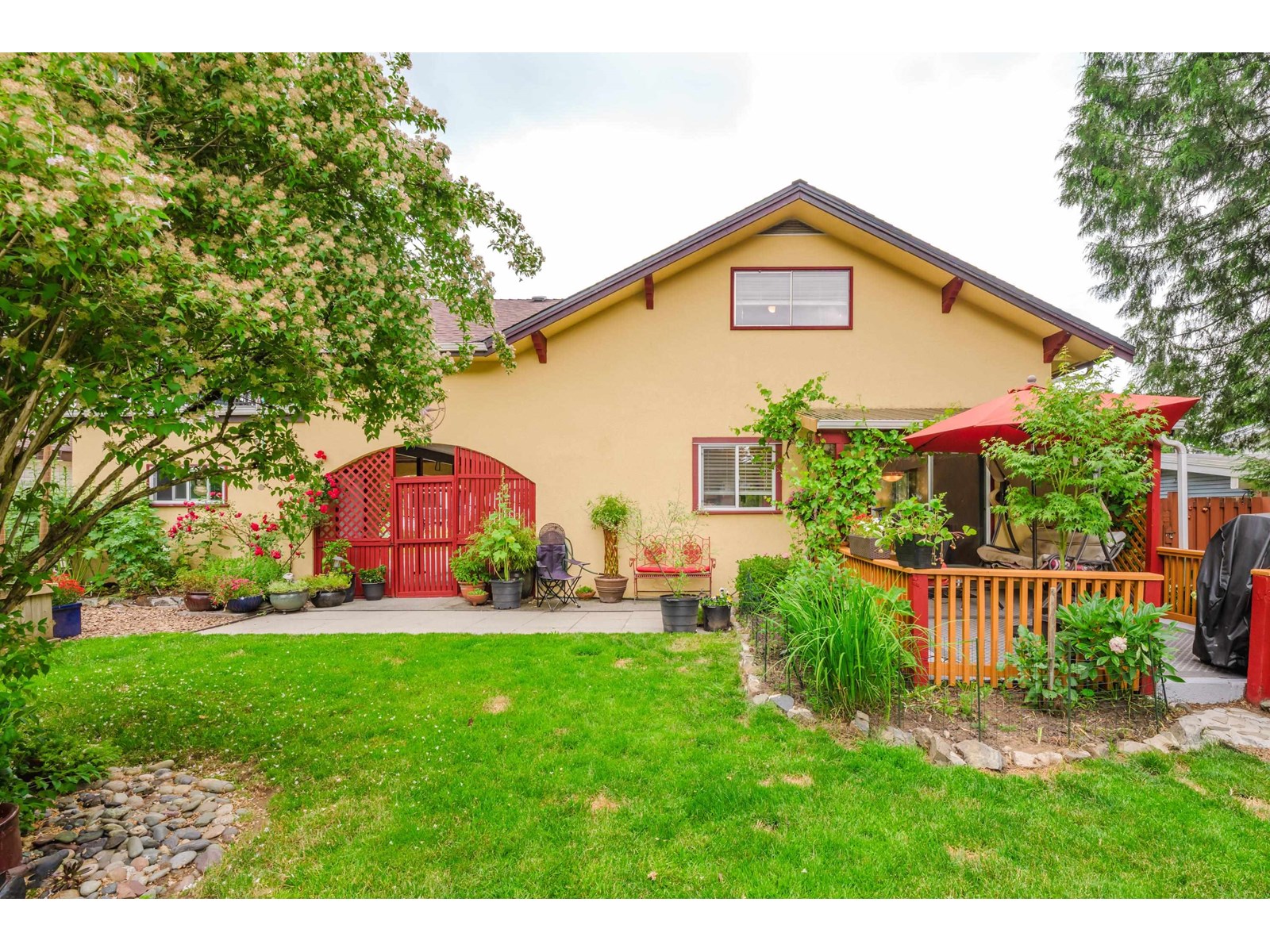 Photo 23 of 33318 Holland Avenue, Abbotsford BC