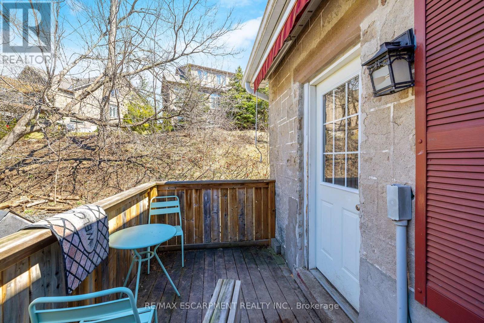 Photo 16 of 262 270 Main Street S, Guelph Eramosa ON