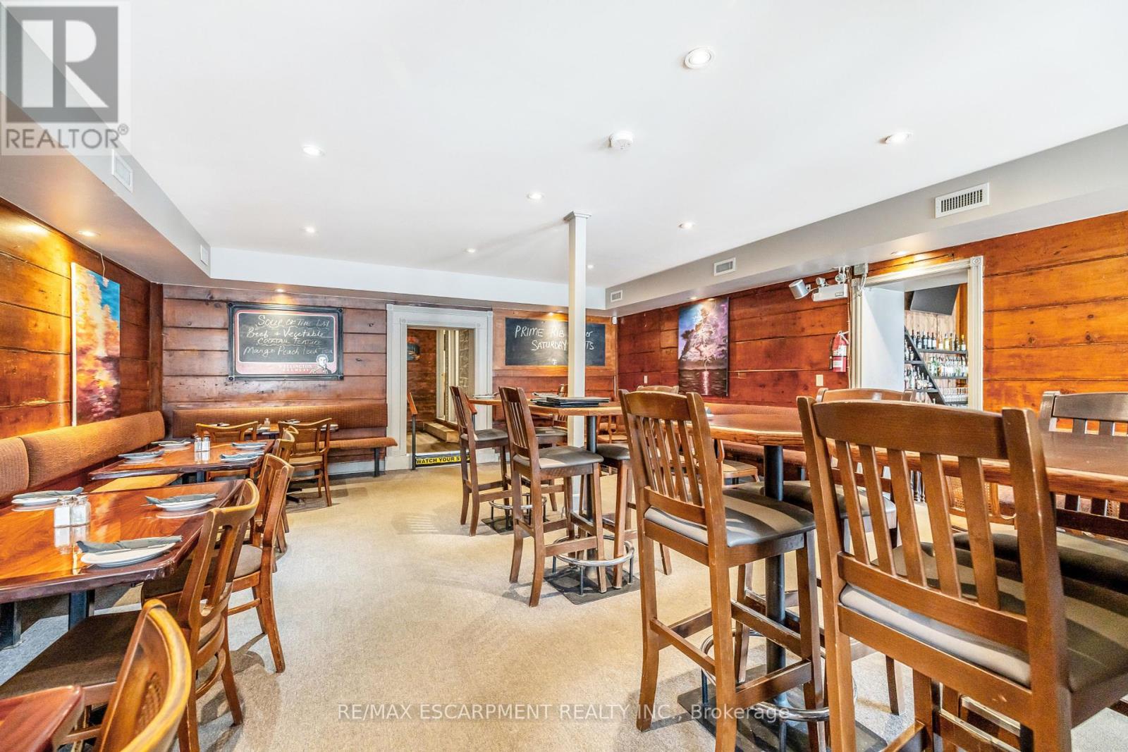Photo 36 of 262 270 Main Street S, Guelph Eramosa ON