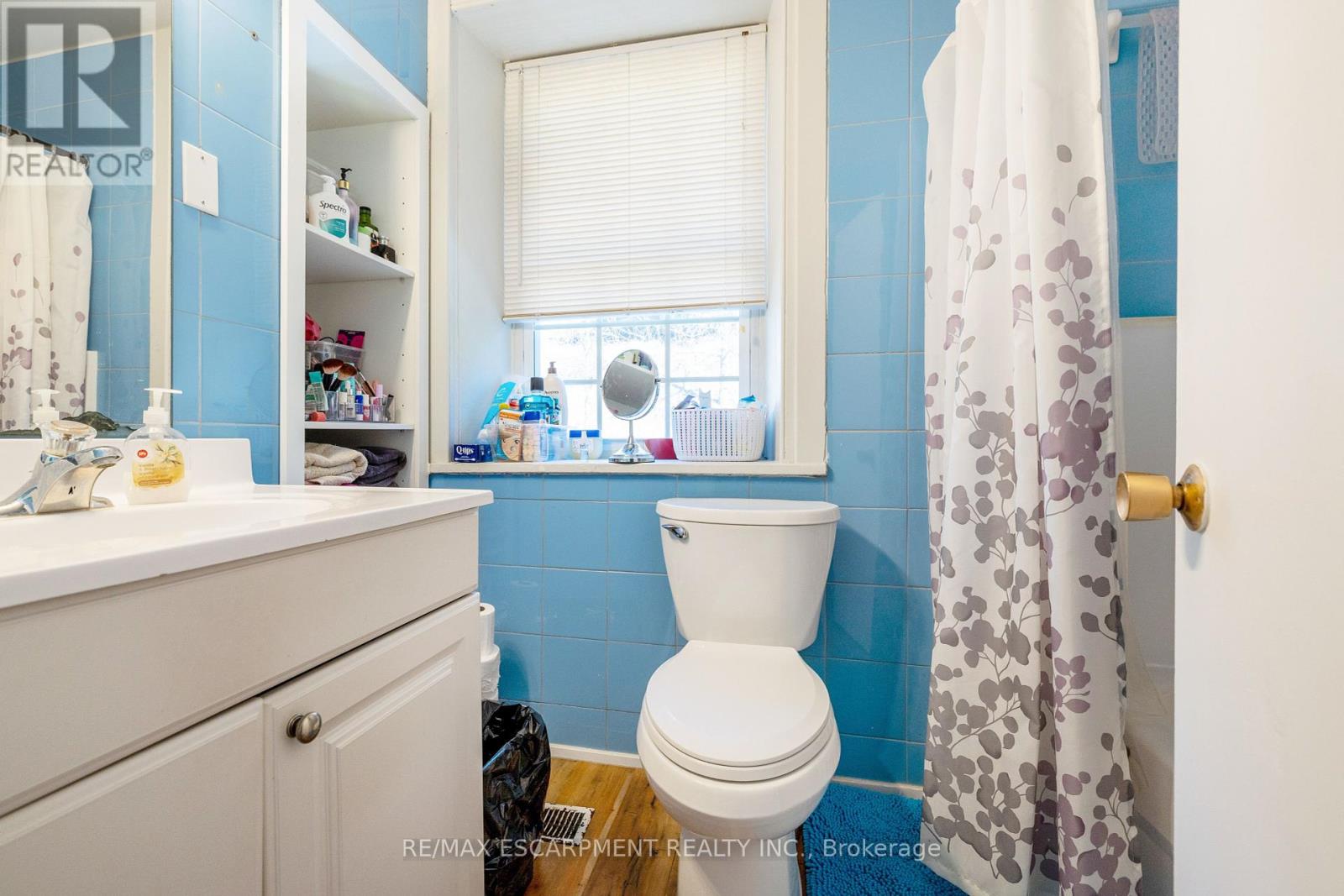 Photo 29 of 262 270 Main Street S, Guelph Eramosa ON