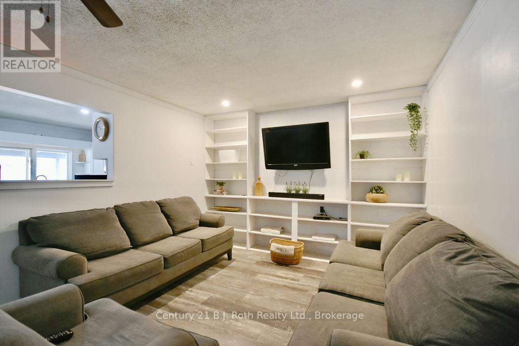 Photo 12 of 2286 Flos Ten Road E, Springwater ON