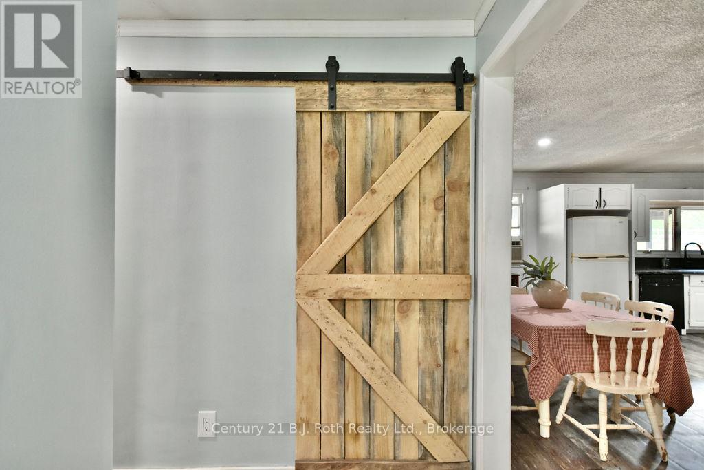 Photo 23 of 2286 Flos Ten Road E, Springwater ON