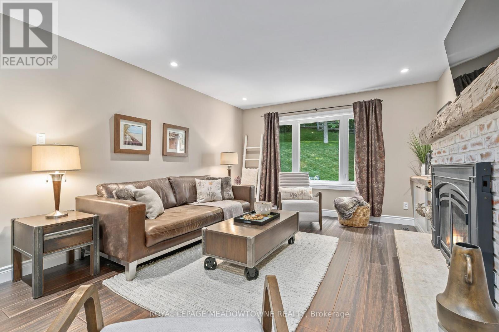 Photo 20 of 20 Cindebarke Terrace, Halton Hills ON