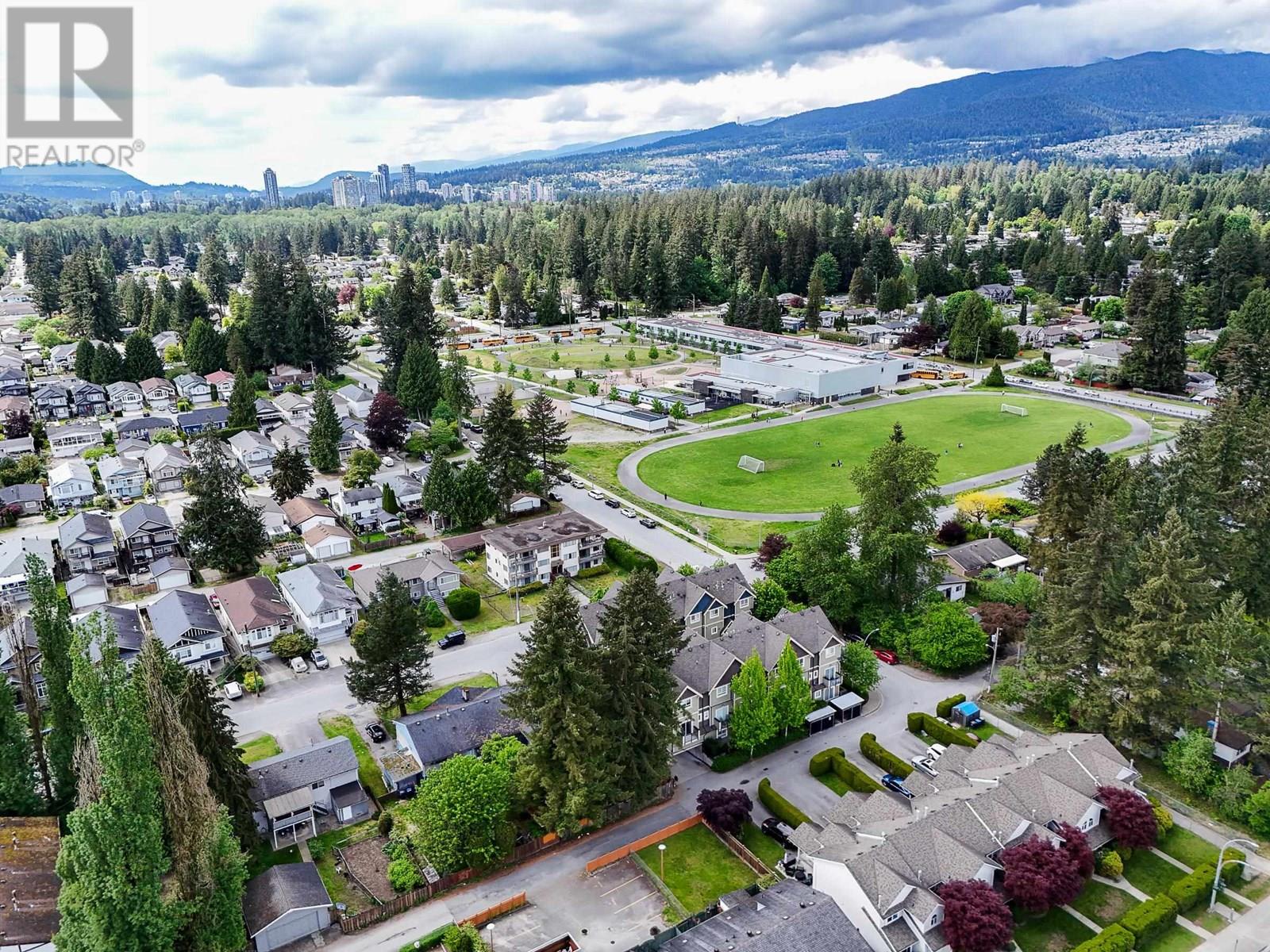 201 3488 SEFTON STREET, Port Coquitlam