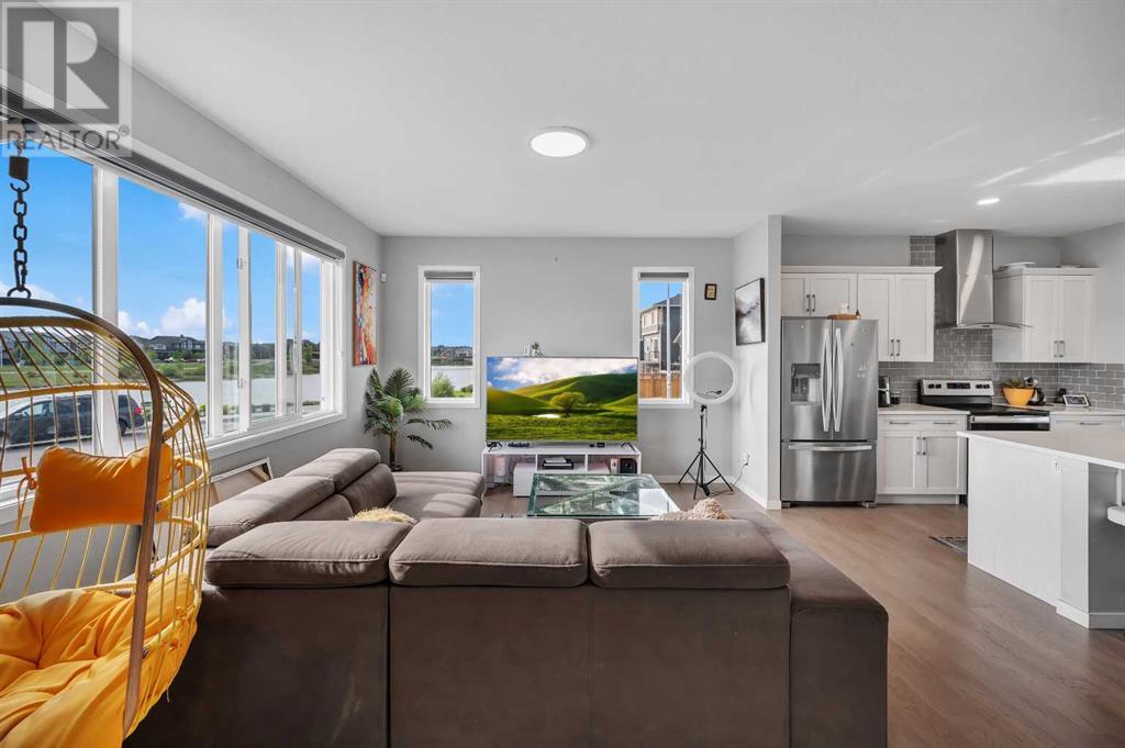 Photo 6 of 1422 Midtown Link Sw, Airdrie AB