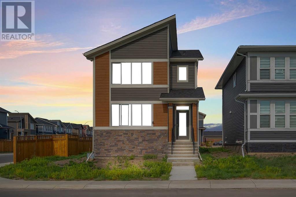 Photo 8 of 1422 Midtown Link Sw, Airdrie AB