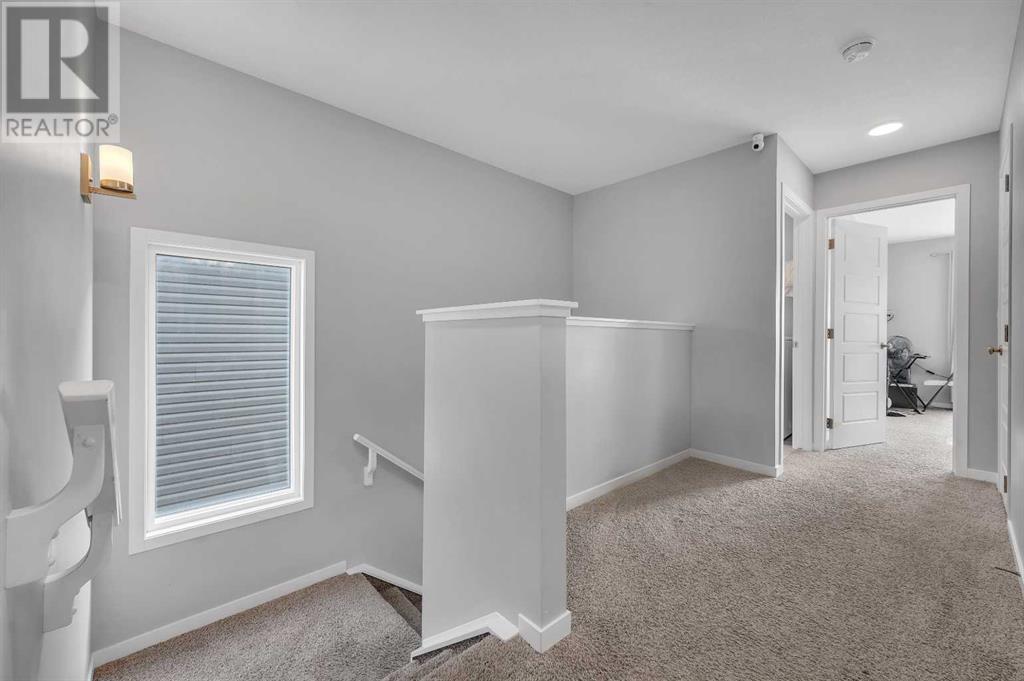 Photo 12 of 1422 Midtown Link Sw, Airdrie AB