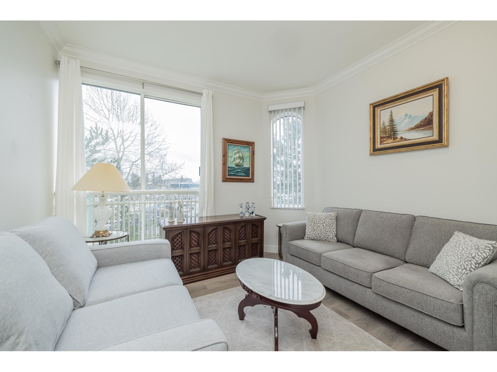 Photo 17 of 411 1785 Martin Drive, Surrey BC