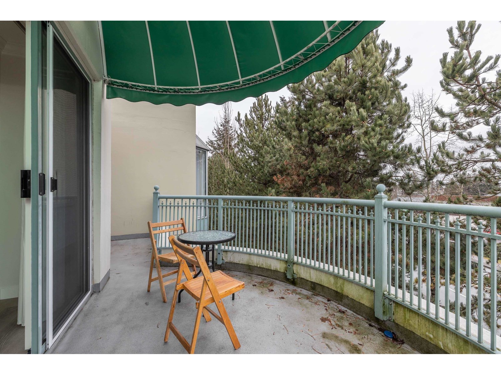 Photo 22 of 411 1785 Martin Drive, Surrey BC