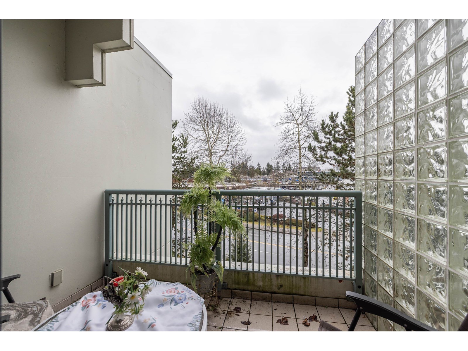 Photo 23 of 411 1785 Martin Drive, Surrey BC