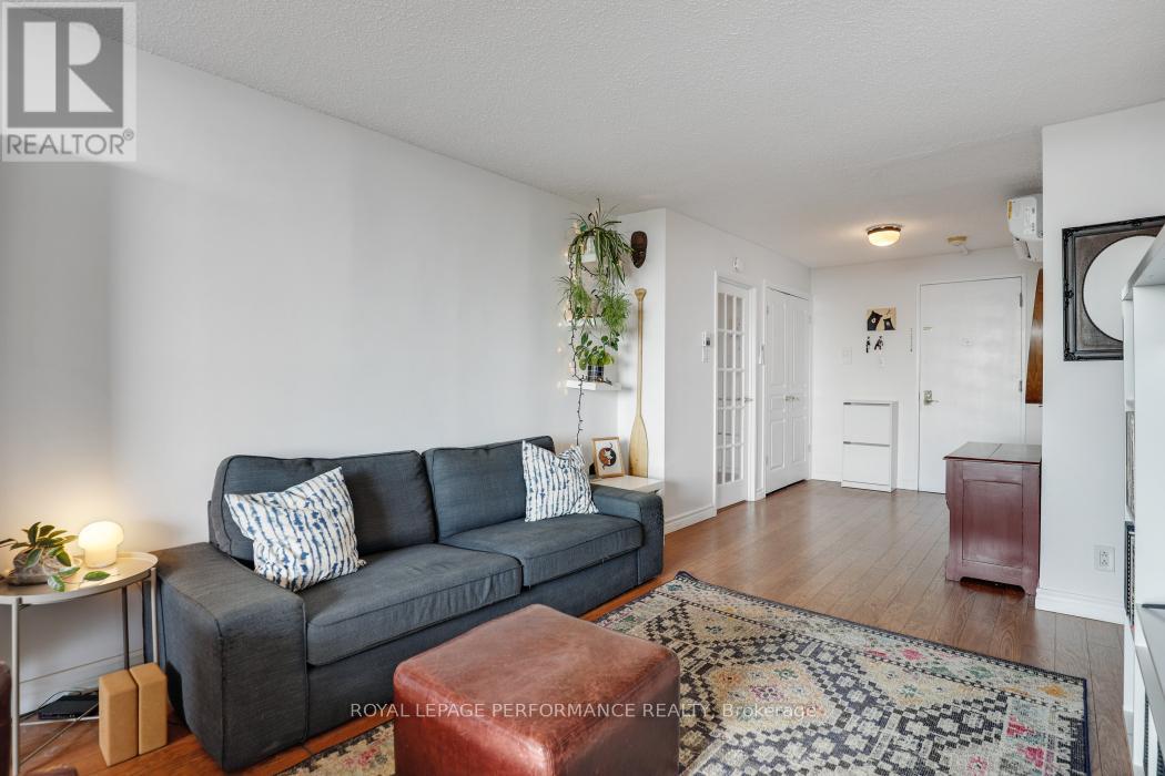 Photo 7 of 2302 505 St Laurent Boulevard, Ottawa ON