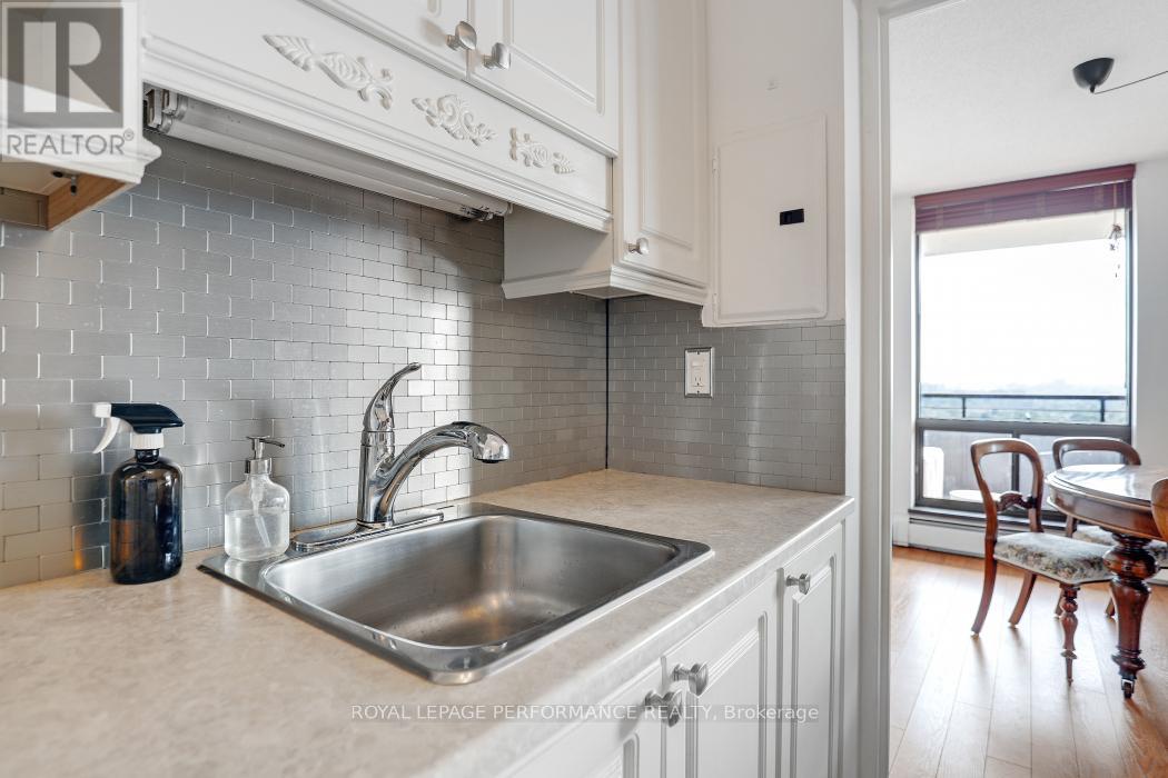 Photo 27 of 2302 505 St Laurent Boulevard, Ottawa ON