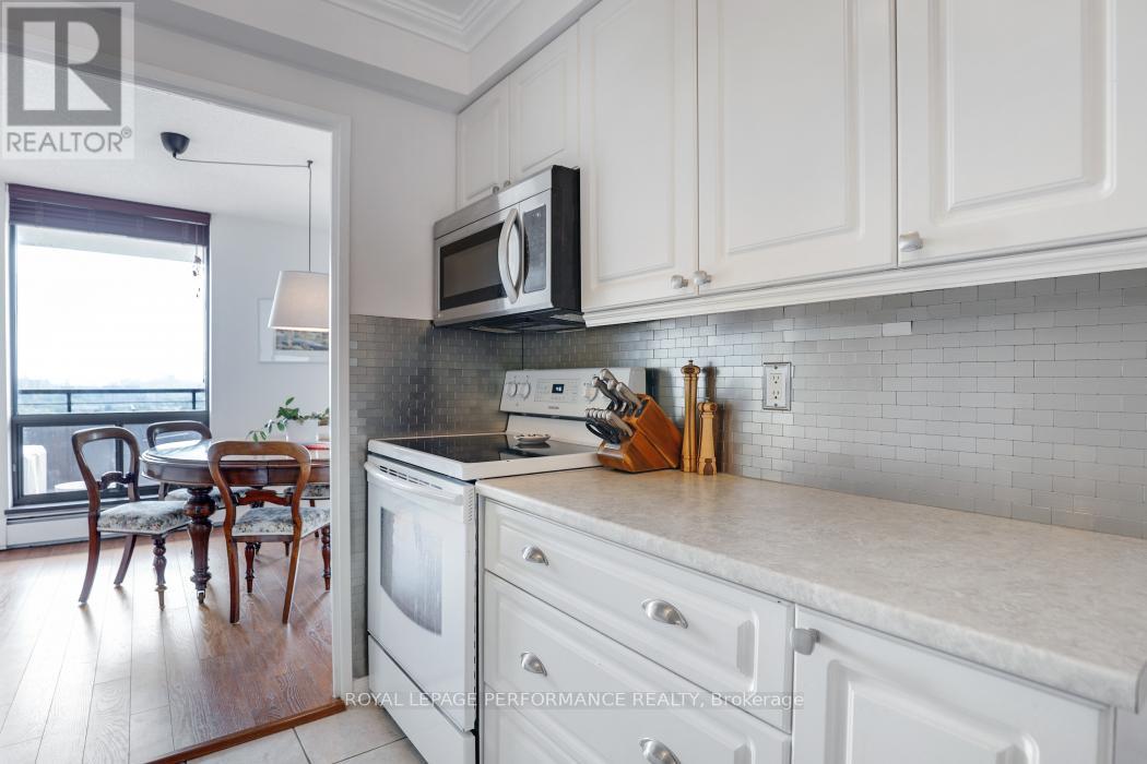 Photo 9 of 2302 505 St Laurent Boulevard, Ottawa ON